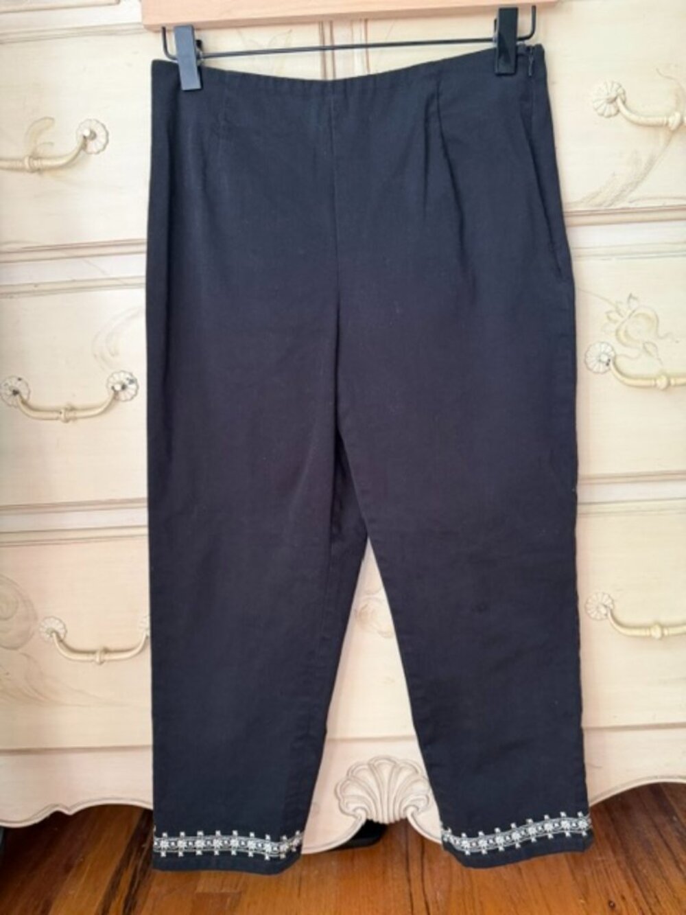 Talbots Black Pants w/ White Decorative Trim- size 4- 97% cotton w/ 3% stretch